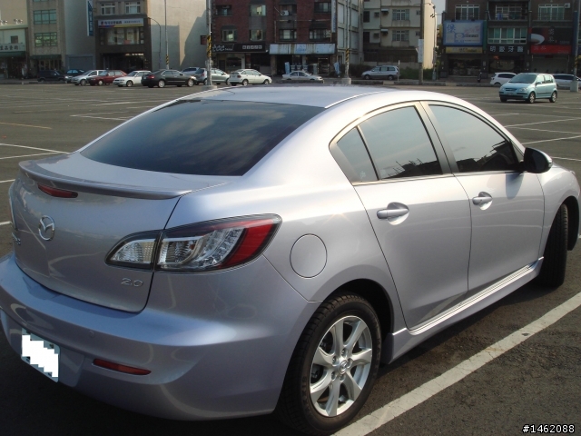 新Mazda 3開箱