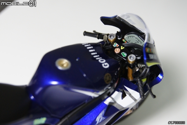 【作品分享】1/12 YAMAHA YZR-M1 '05