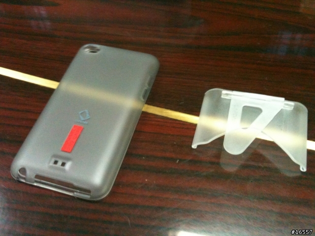 iPod Touch 4 史上第一個保護套開箱文! ^O^!