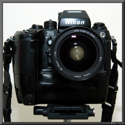 CANON DSLR 性能演進與簡史