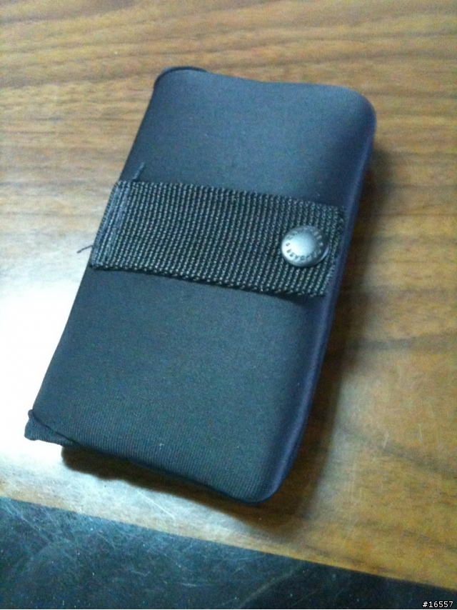 iPod Touch 4 史上第一個保護套開箱文! ^O^!
