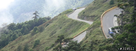 2010-7-16武嶺(標高3275公尺)台灣公路最高點單車聖地