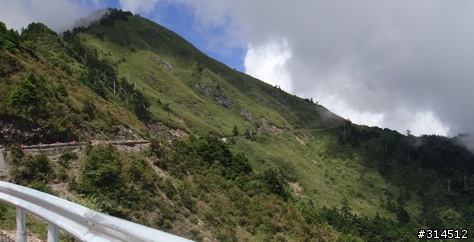 2010-7-16武嶺(標高3275公尺)台灣公路最高點單車聖地
