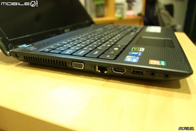 【開箱】Acer aspire 5742G 不專業開箱文