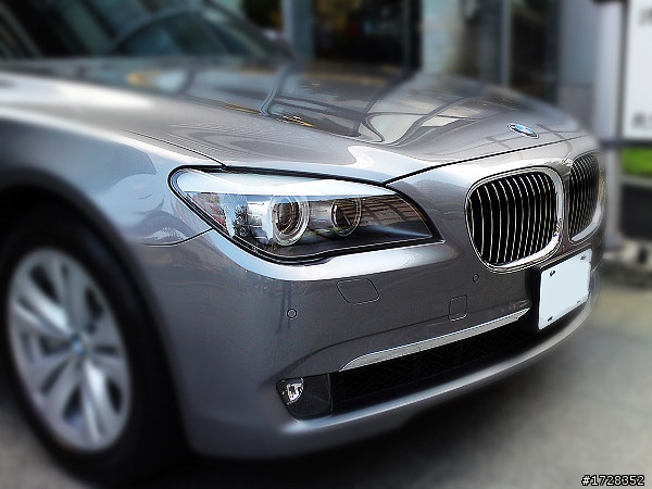 740i F01 開箱圖 續....車子終於回來了