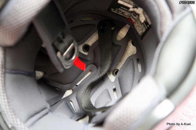 『分享』M2R JII Helmet 開箱 & 海棉寶寶 Helmet (無價)