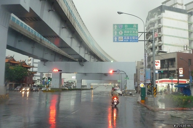 三颱夾擊!1292公里獨跑長征!!!(99.9.1~5)
