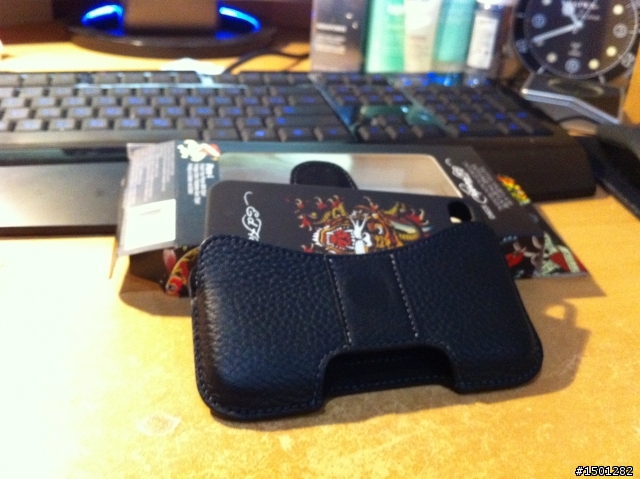 開箱 iPHONE4 ED HARDY 硬殼背蓋 Trexta 腰掛皮套