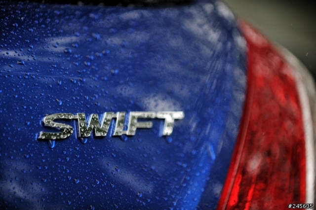 2011全新SWIFT