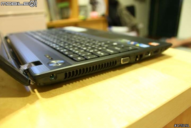 【開箱】Acer aspire 5742G 不專業開箱文