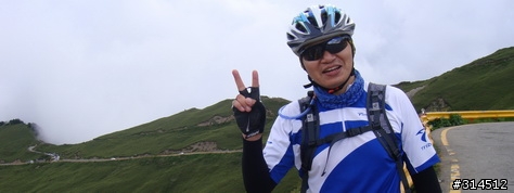 2010-7-16武嶺(標高3275公尺)台灣公路最高點單車聖地
