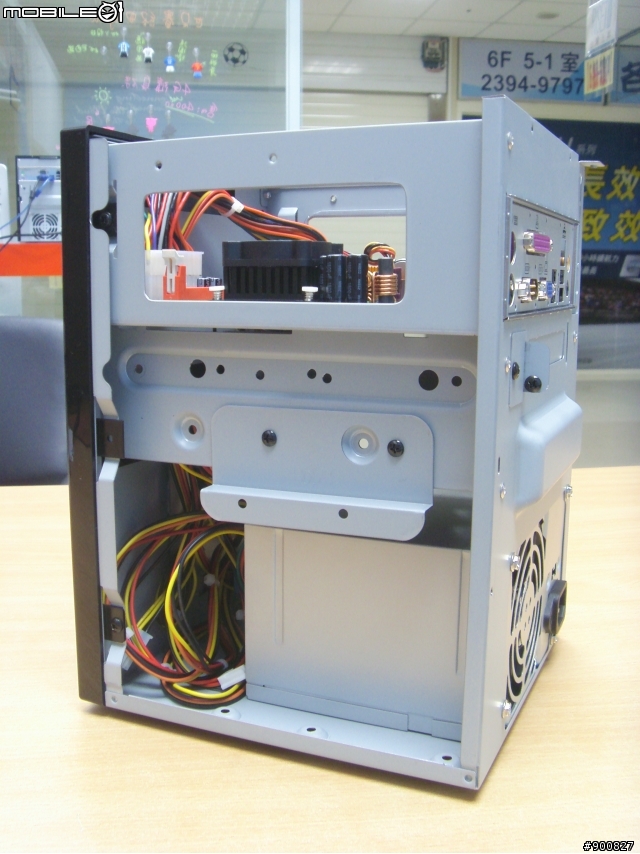 ZS RD 動物機 升級 4bay NAS
