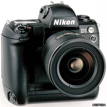 CANON DSLR 性能演進與簡史