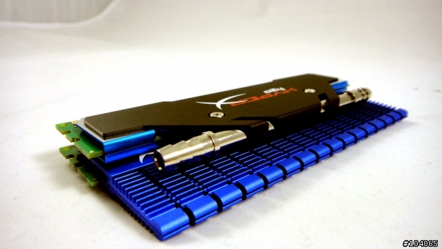 擊退熱浪! Kingston HyperX H2O水冷式記憶體DDR3-2133Mhz預覽