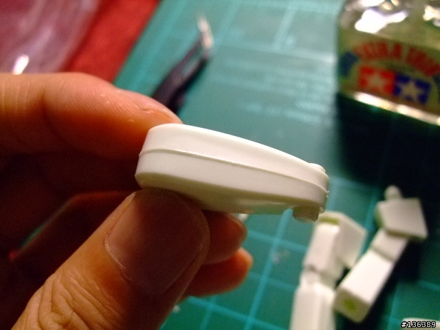 這才是初鋼 1/144 RX-78