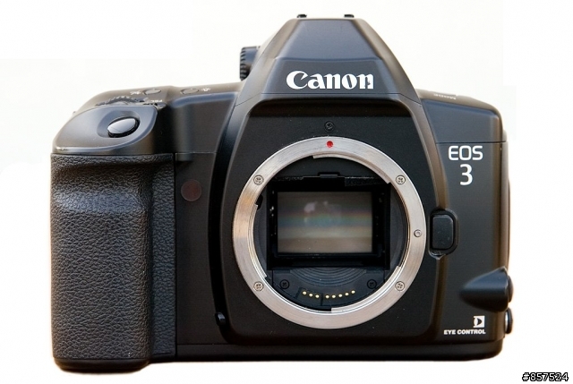 CANON DSLR 性能演進與簡史