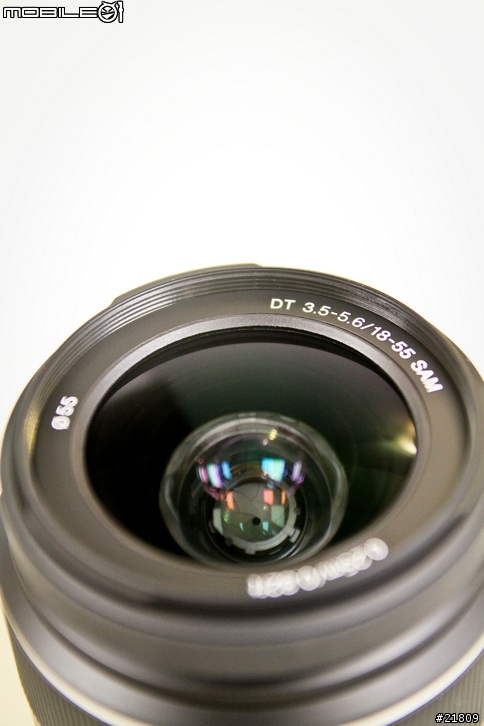 女王等了一年又一年,花滿月圓之日,Sony A55 開箱 (圖多~~~)