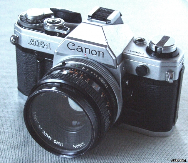 CANON DSLR 性能演進與簡史