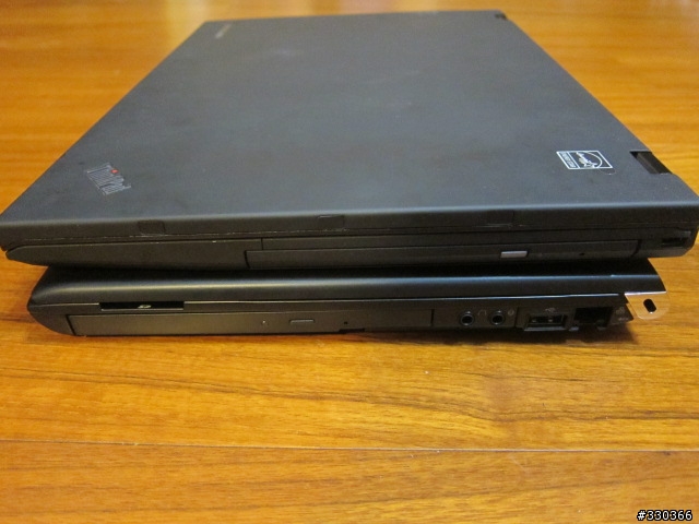 TOSHIBA R700-開箱文+ 更換 SSD 測試