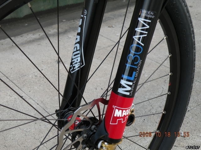 我的 NICOLAI Helius CC Travel 可折疊登山車