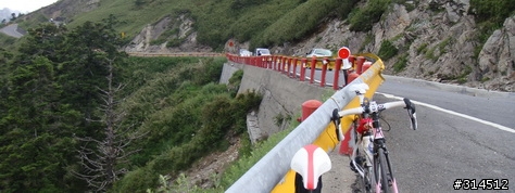 2010-7-16武嶺(標高3275公尺)台灣公路最高點單車聖地