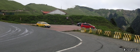 2010-7-16武嶺(標高3275公尺)台灣公路最高點單車聖地