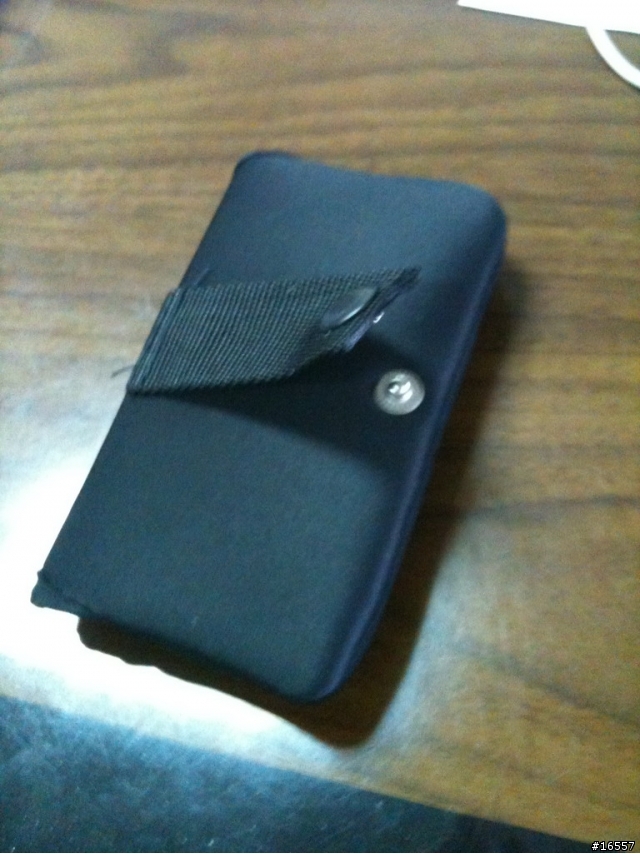 iPod Touch 4 史上第一個保護套開箱文! ^O^!