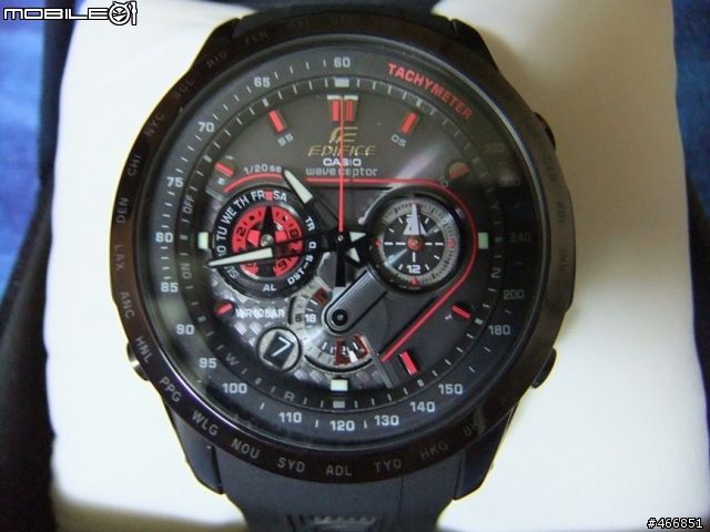 我人生中的第一支 CASIO..... EQW-M1001C 開箱啦!!