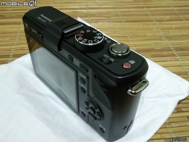GF-1 人生中第一台相機之開箱篇