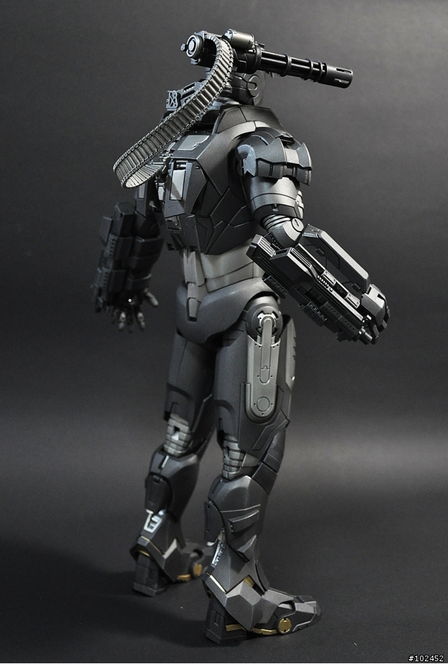 分享~hottoys戰爭機器12吋玩具(11/07新增馬克三號)