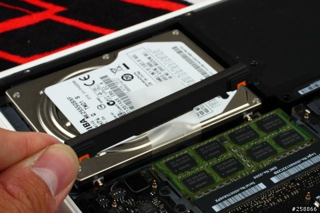 MacBook大拆解!光碟機、鍵盤自己換!