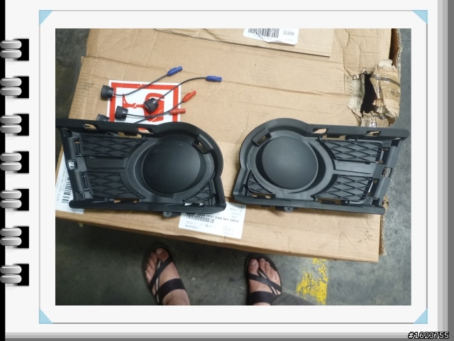 新貨到-Front Fog Lampの補用品