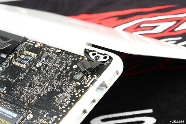 MacBook大拆解!光碟機、鍵盤自己換!
