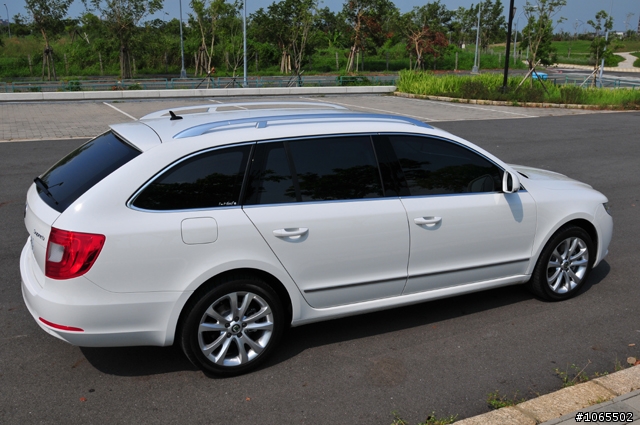 2010 Superb Combi 2.0 TDI開箱