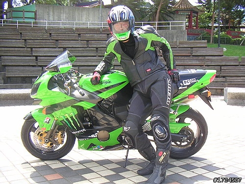 【披著羊皮的狼】-Yamaha XP500 T-Max (2005)