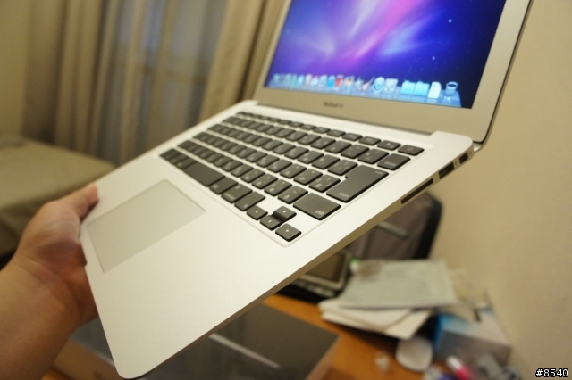 開箱13吋MacbookAir 10/24 更新開關機時間動画