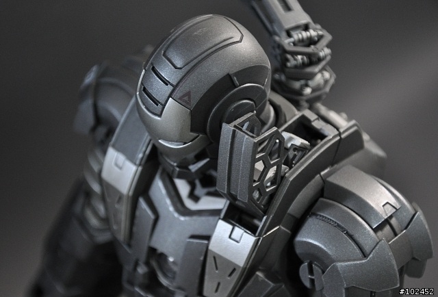 分享~hottoys戰爭機器12吋玩具(11/07新增馬克三號)