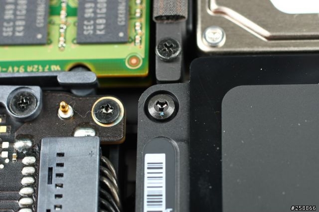 MacBook大拆解!光碟機、鍵盤自己換!