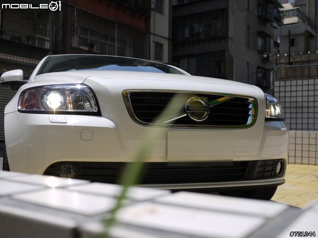 終於 女王與新愛人的第一次親密接觸 太猴急之被念翻 MY 2011 NEW VOLVO S40