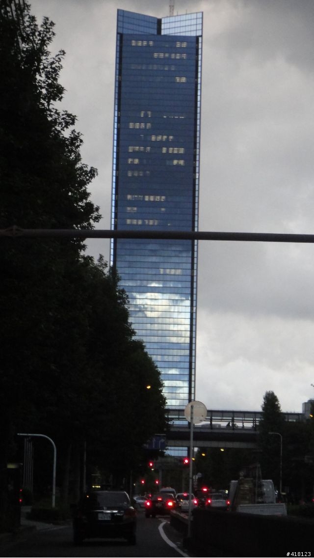 我跟NISSAN CUBE的半天相處@Osaka