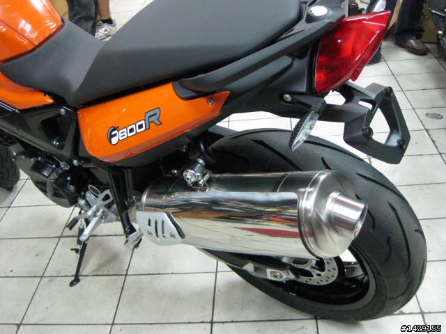 極限運動新星-BMW F800R開箱文