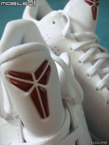 阿兵哥的籃球鞋-Nike Zoom Kobe V ACE