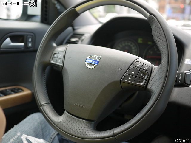 終於 女王與新愛人的第一次親密接觸 太猴急之被念翻 MY 2011 NEW VOLVO S40