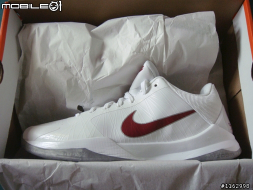 阿兵哥的籃球鞋-Nike Zoom Kobe V ACE