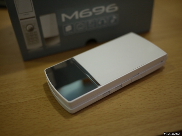 【開箱】我的日系雙卡機-UTEC M696