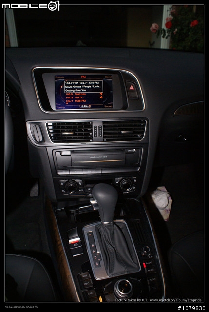 【2011 Audi Q5 3.2q】 開箱