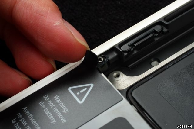 MacBook大拆解!光碟機、鍵盤自己換!