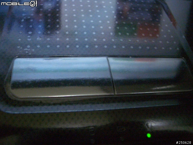 分享超值便宜又大碗的K40筆電透明亮眼包膜~~~