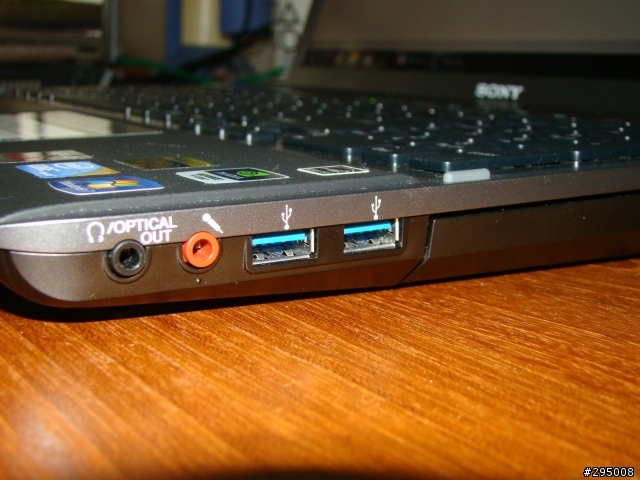 分享文:SONY VPC-F136FW