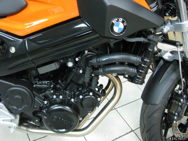 極限運動新星-BMW F800R開箱文